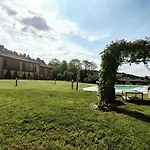 Azienda Agricola Rovertondo ファームステイ
