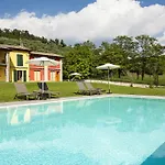 ファームステイ Azienda Agricola Rovertondo